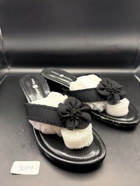 Lindsay Phillips Ashley Black Floral Slide Heel Flip-Flop style Sandals size 7